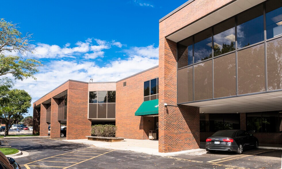 More Photos Of 8595 College Blvd, Overland Park Office For Sale