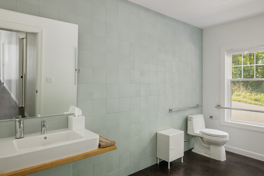 More Photos Of 9 Chambers Rd, West Park Lodge Meeting Hall For Sale