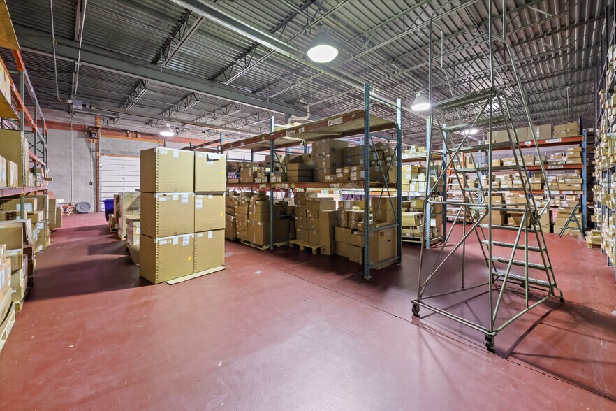 More Photos Of 16172 Imperial Pky, Strongsville Service For Sale