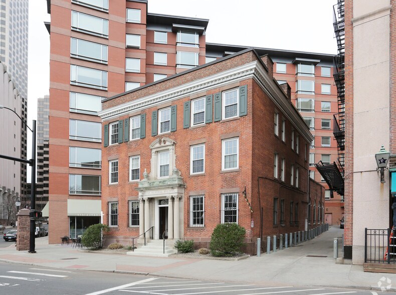 More Photos Of 36 Trumbull St, Hartford Office For Sale