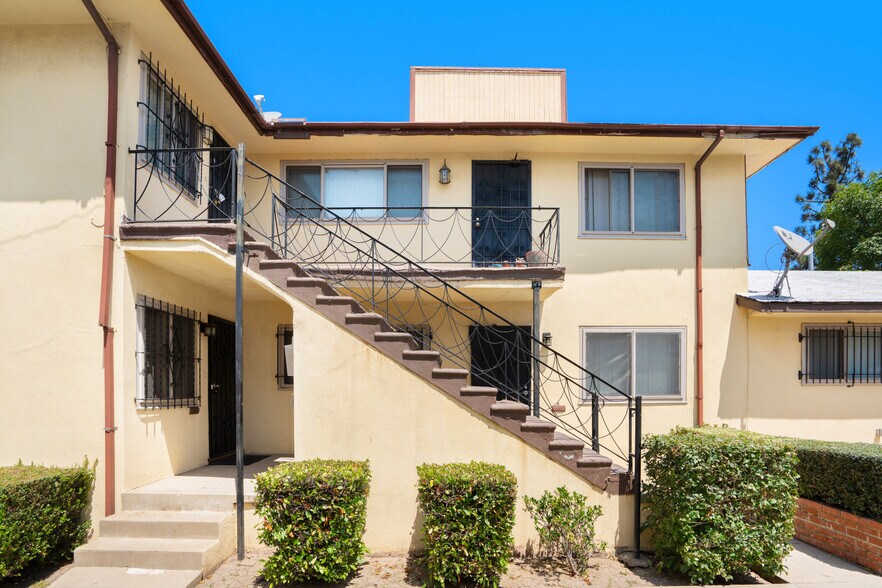 More Photos Of 10607 Crenshaw Blvd, Inglewood Apartments For Sale