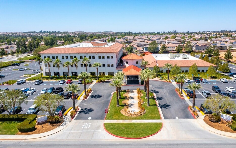 More Photos Of 81 S Highland Springs Ave, Beaumont Medical For Lease