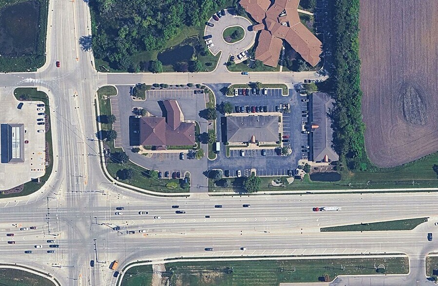 More Photos Of 8500 75th St, Pleasant Prairie Medical For Lease