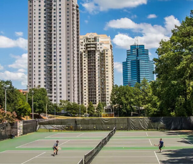 More Photos Of 5607 Glenridge Dr NE, Atlanta Office For Lease