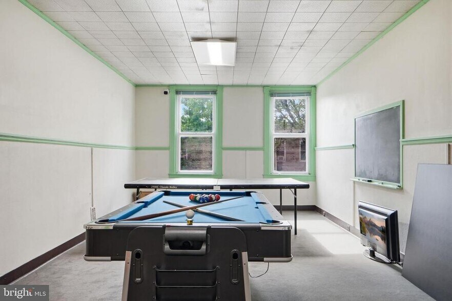 More Photos Of 401-407 N Patterson Park Ave, Baltimore Religious Facility For Sale