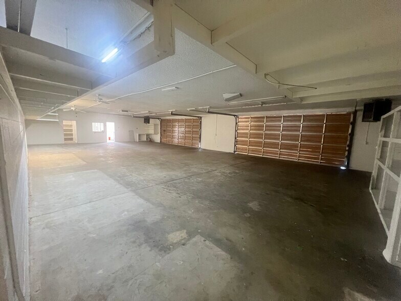 More Photos Of 147 N Gilbert St, Hemet Flex For Sale