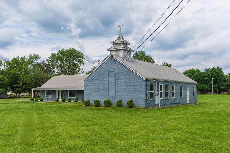 More Photos Of 13908 Dixie Hwy, Louisville Religious Facility For Sale