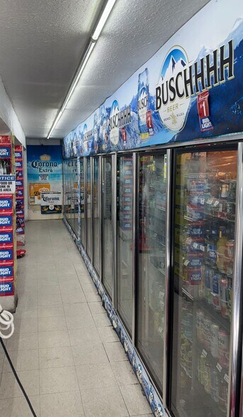 More Photos Of 1020 S Wc Owen Ave, Clewiston Convenience Store For Lease