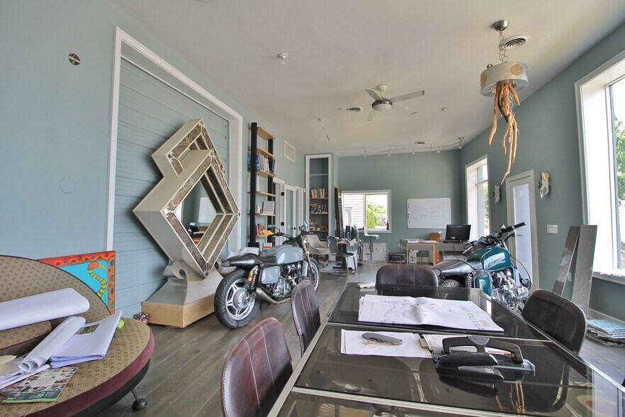 More Photos Of 156 Broadway, Port Ewen Freestanding For Lease