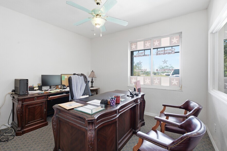 More Photos Of 756-762 SE Port St Lucie Blvd, Port Saint Lucie Office For Lease