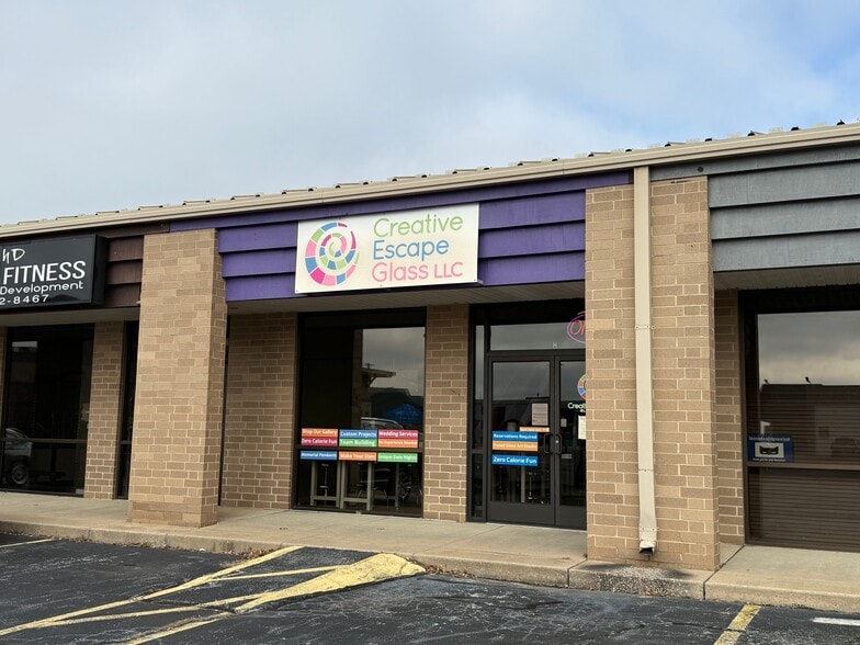 Primary Photo Of 1700 Campbell, Springfield Freestanding For Sale