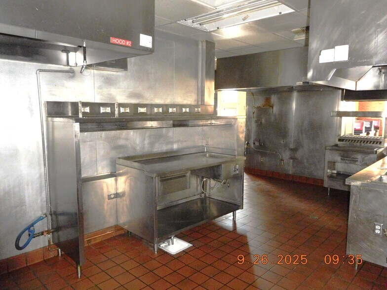 More Photos Of 8660 W Warm Springs Rd, Las Vegas General Retail For Sale
