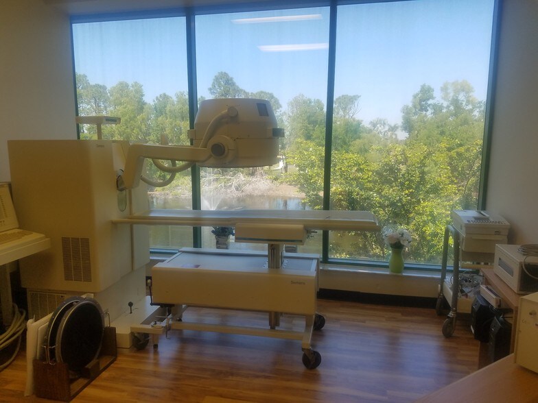 More Photos Of 9240 Bonita Beach Rd, Bonita Springs Medical For Lease