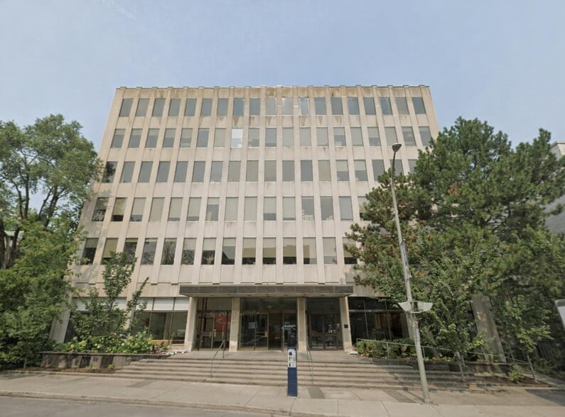More Photos Of 4115 Rue Sherbrooke O, Westmount Medical For Lease