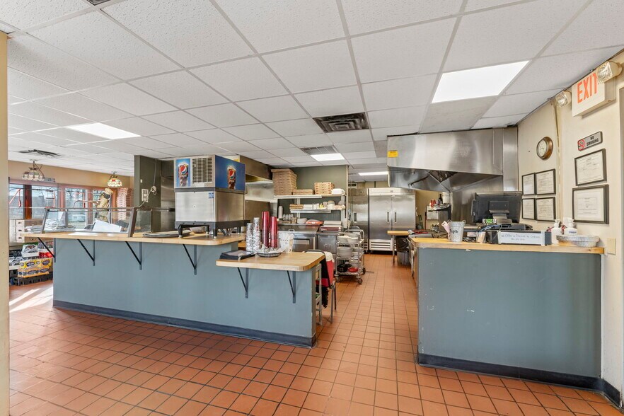 More Photos Of 1850 John Fries Hwy, Quakertown Restaurant For Sale