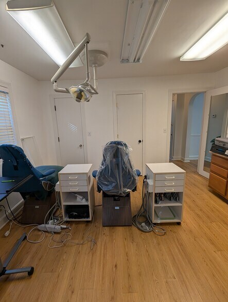 More Photos Of 4816 Greenwood Rd, Louisville Medical For Lease
