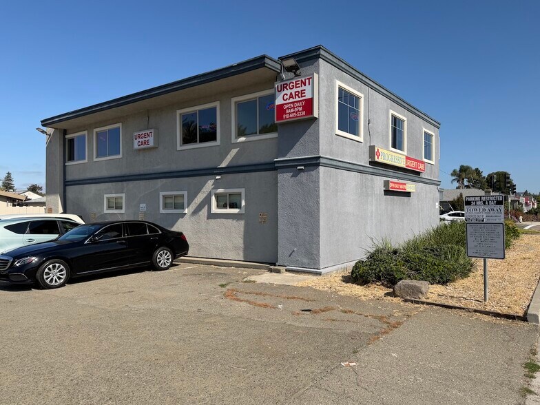 More Photos Of 22101 Redwood Rd, Castro Valley Medical For Lease