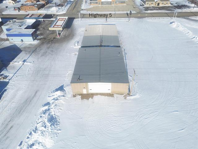 More Photos Of 102 11th St E, Bottineau Freestanding For Sale