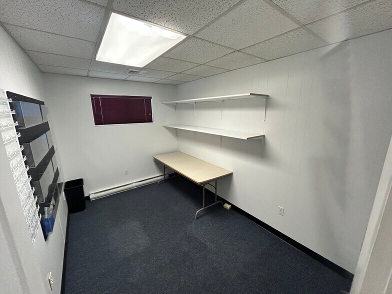 More Photos Of 1365 Blue Mountain Dr, Danielsville Office For Lease