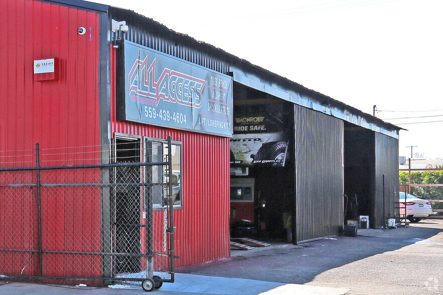 More Photos Of 27 E Birch Ave, Fresno Service For Lease