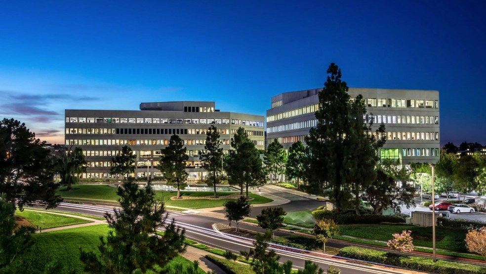 More Photos Of 255 Shoreline Dr, Redwood City Office For Lease
