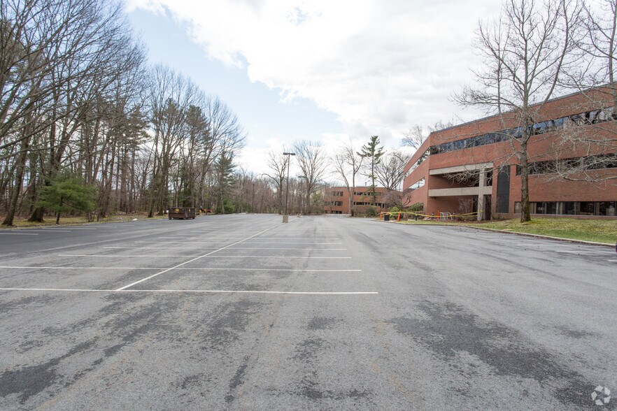 More Photos Of 561 Virginia Rd, Concord Office For Lease