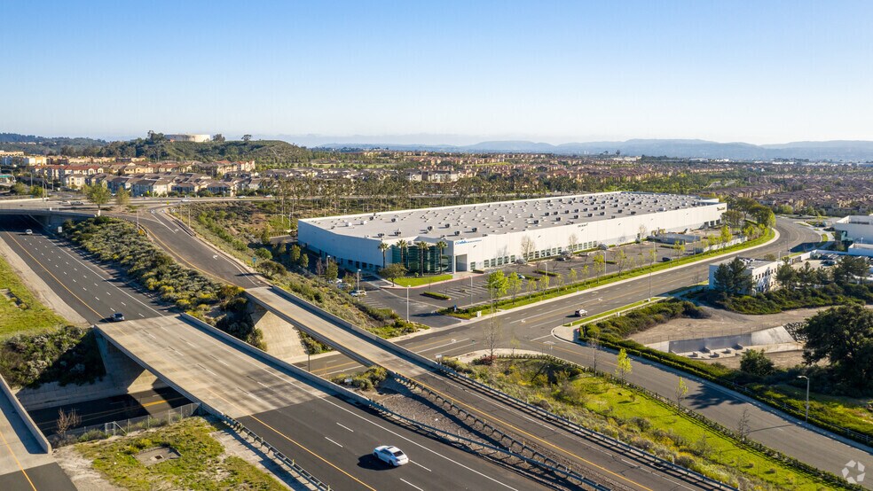 More Photos Of 25892-25902 Towne Centre Dr, Foothill Ranch Manufacturing For Lease