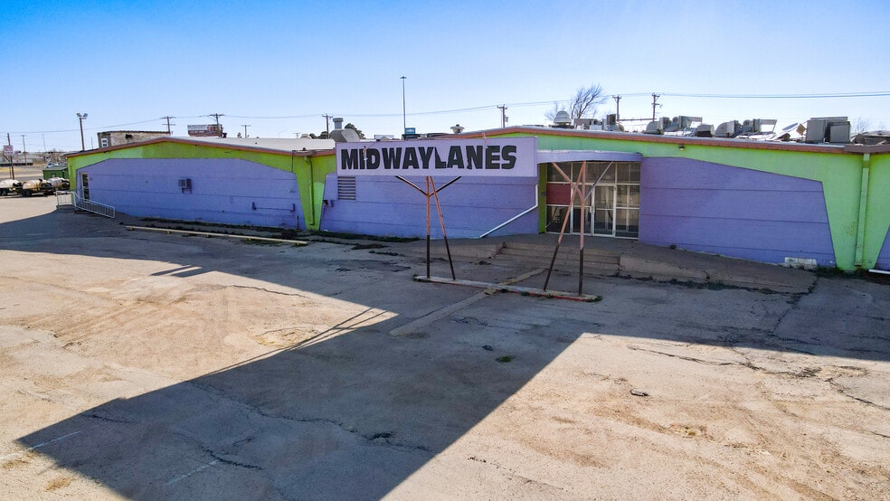 More Photos Of 3920 W Wall St, Midland Bowling Alley For Lease