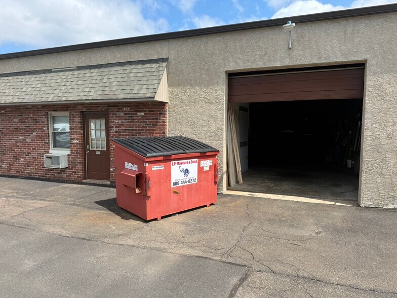 More Photos Of 1808-1900 Mearns Rd, Warwick Township Warehouse For Lease