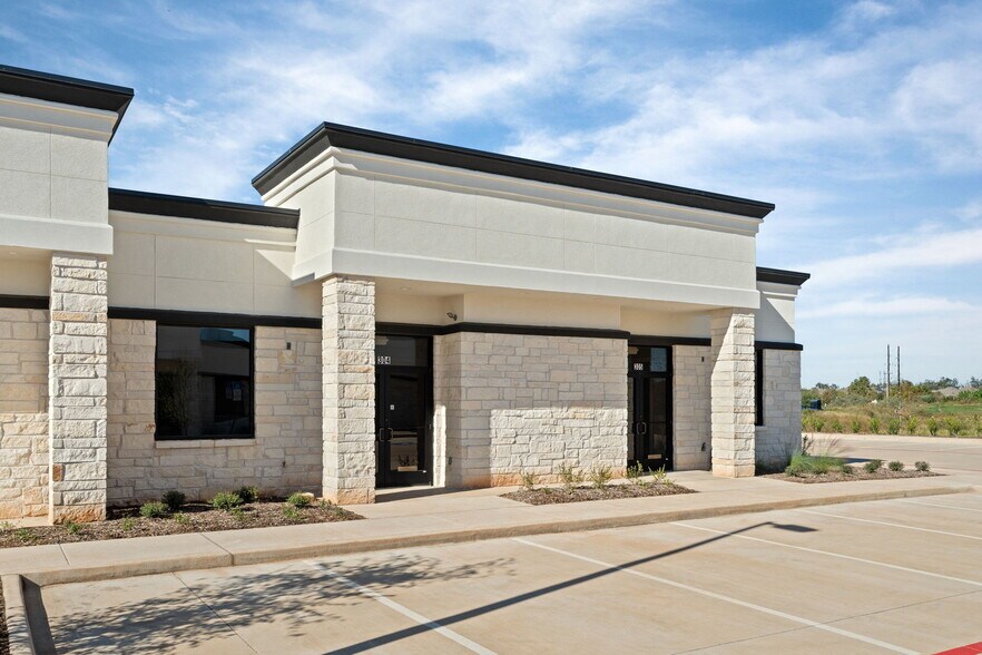 More Photos Of 5501 Cabrera dr, Sugar Land Medical For Lease