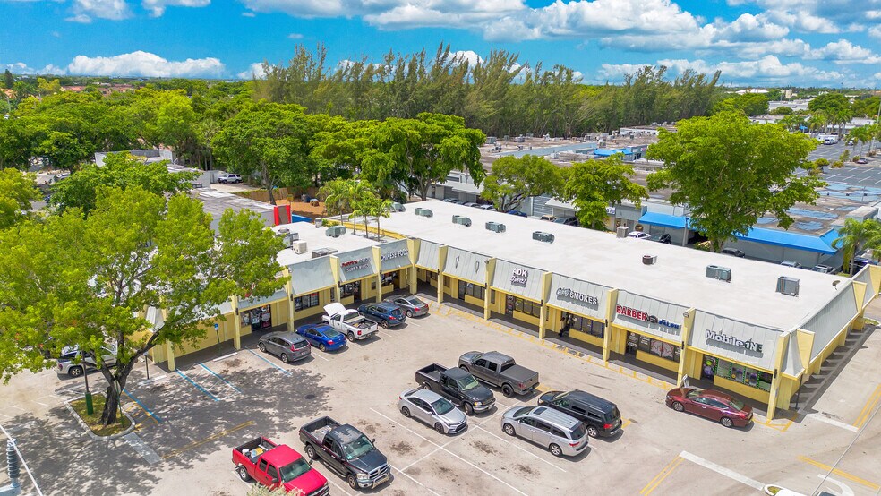 More Photos Of 4373-4399 N University Dr, Fort Lauderdale Unknown For Lease