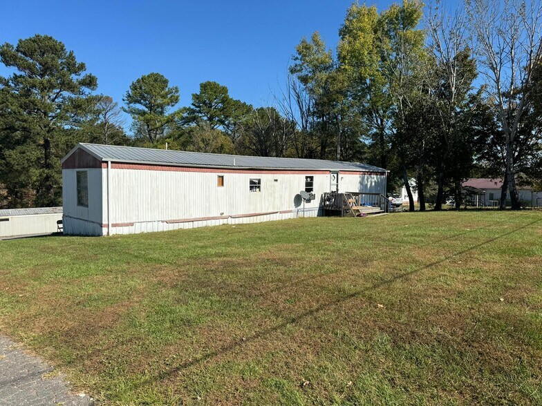 More Photos Of 112 Tutt St, Columbia Manufactured Housing Mobile Home Park For Sale