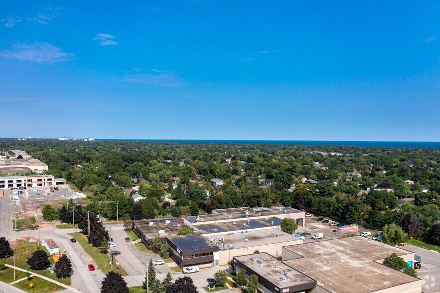More Photos Of 2180-2190 Speers Rd, Oakville Warehouse For Sale