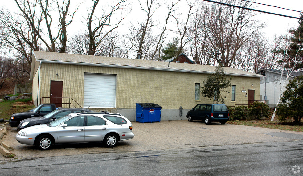 Primary Photo Of 77 Gilbane St, Warwick Warehouse For Sale