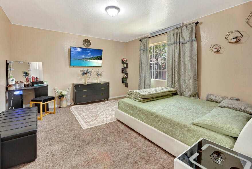 More Photos Of 12731 Barlin Ave, Downey Apartments For Sale