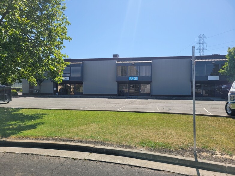 Primary Photo Of 149 Grobric Ct, Fairfield Warehouse For Lease