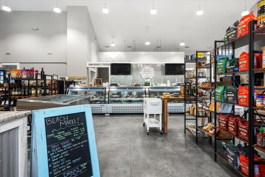 More Photos Of 2130 Stone Rd, Cape Charles Restaurant For Sale