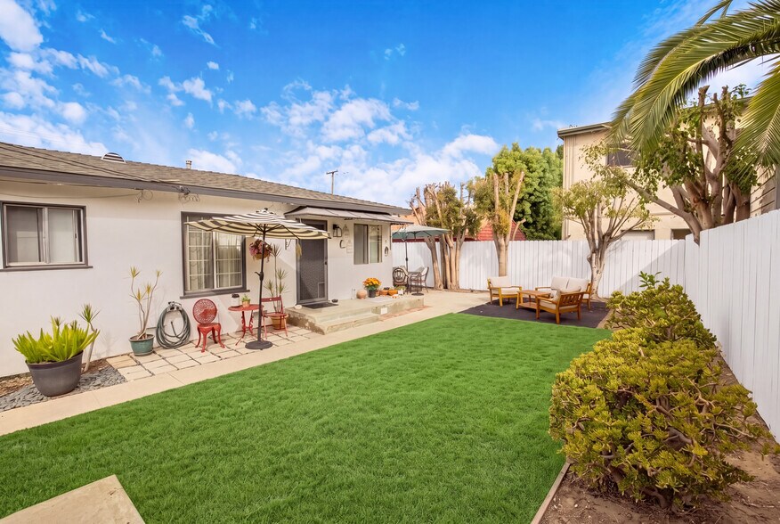 More Photos Of 4409 E 10th St, Long Beach Apartments For Sale