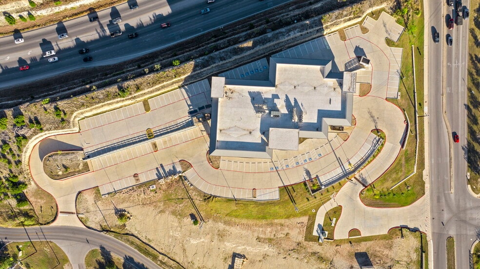 More Photos Of 3011 Flintrock Rd, Lakeway Medical For Sale