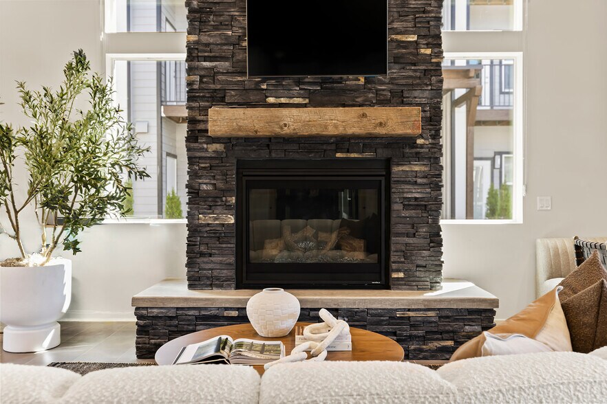 More Photos Of 7011 NE 126th St, Vancouver Apartments For Sale