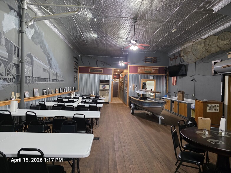 More Photos Of 417 Saint James Ave, Wynot Storefront Retail Residential For Sale
