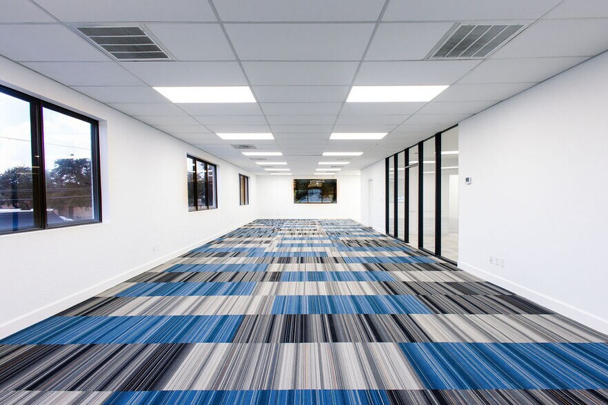 More Photos Of 8225 Westglen Dr, Houston Office For Sale