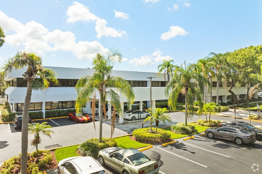 Primary Photo Of 4360 Northlake Blvd, Palm Beach Gardens Unknown For Lease