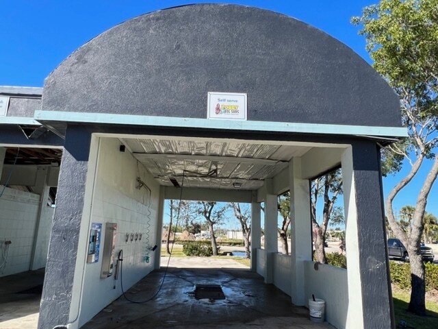More Photos Of 15251 Convenience Way, Fort Myers Carwash For Lease