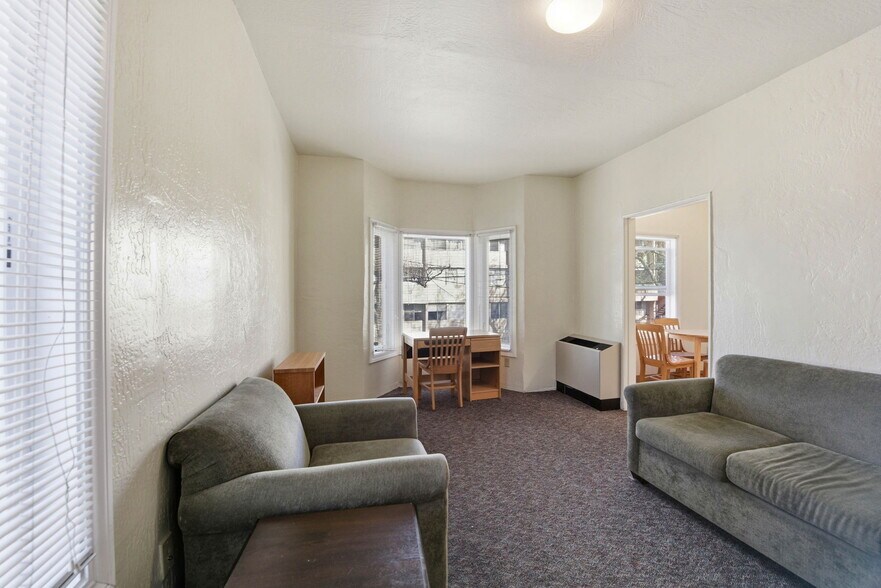 More Photos Of 2466 Virginia St, Berkeley Dormitory For Sale