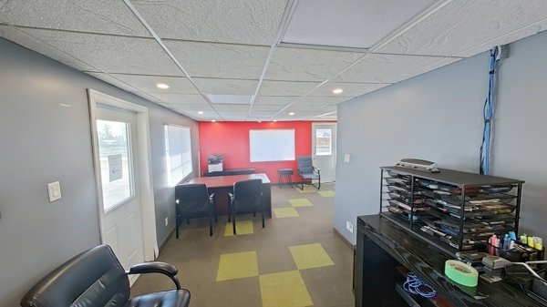 More Photos Of 17361 Cornwall Centre Rd, Long Sault Auto Dealership For Sale