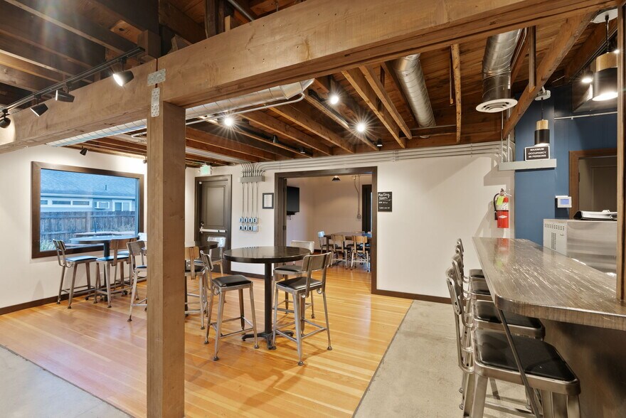 More Photos Of 1801 E 11th Ave, Spokane Restaurant For Sale