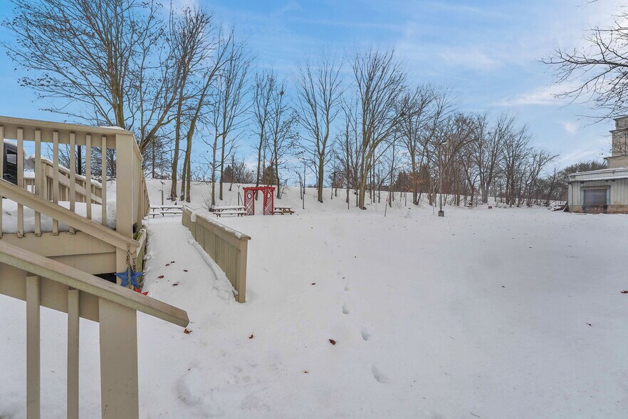 More Photos Of 47 Elm St, East Aurora Service For Sale