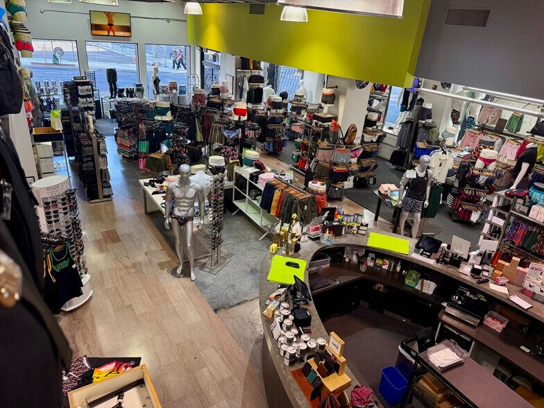 More Photos Of 800 SW Washington St, Portland Office For Lease