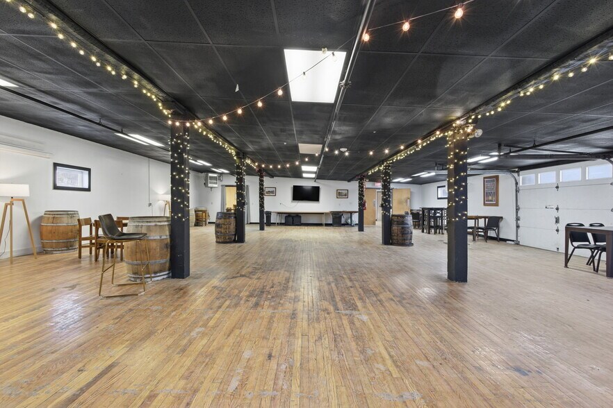 More Photos Of 2 Chapel St, Honesdale Flex For Lease